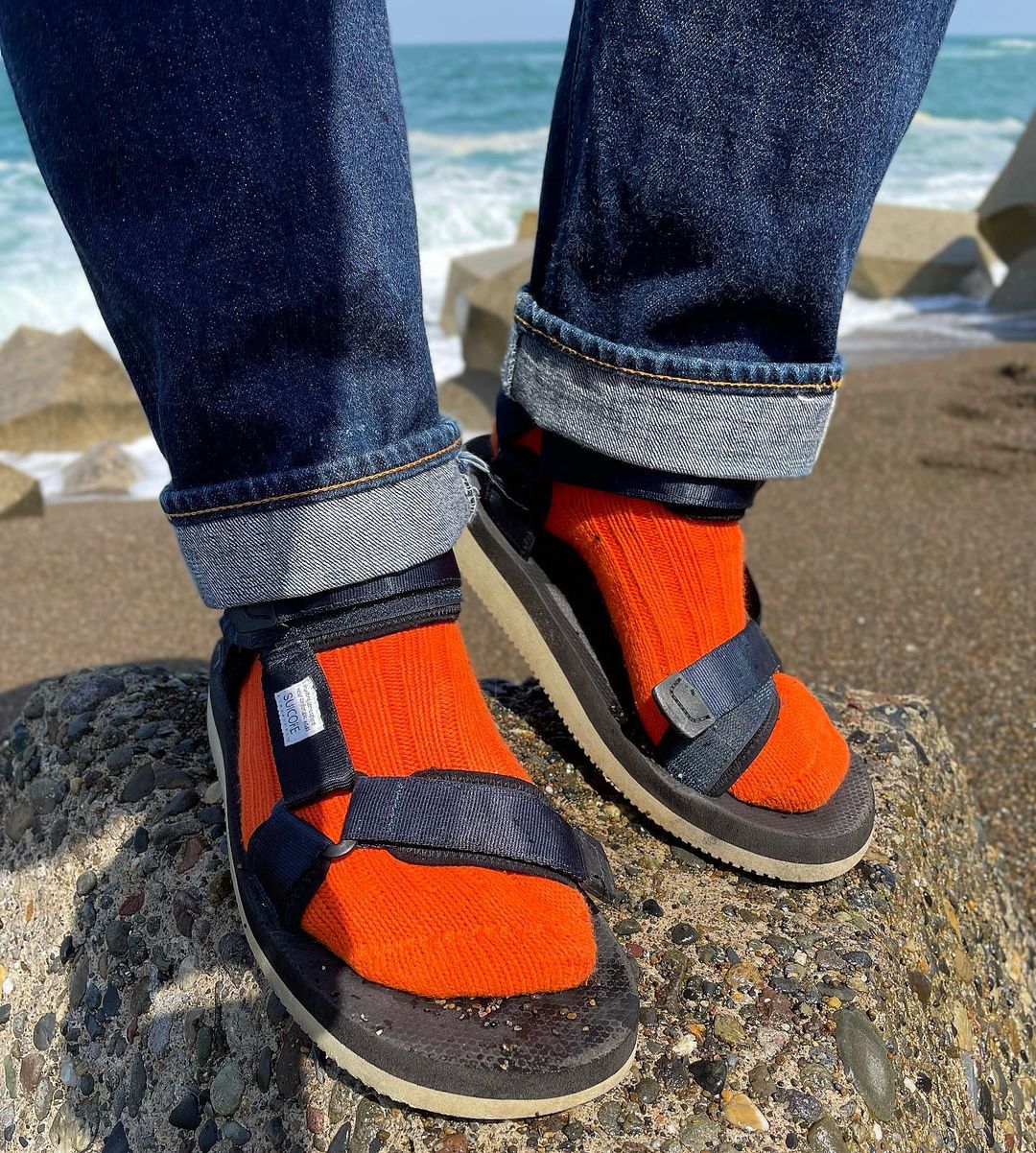 Alfred neon orange socks with sandals