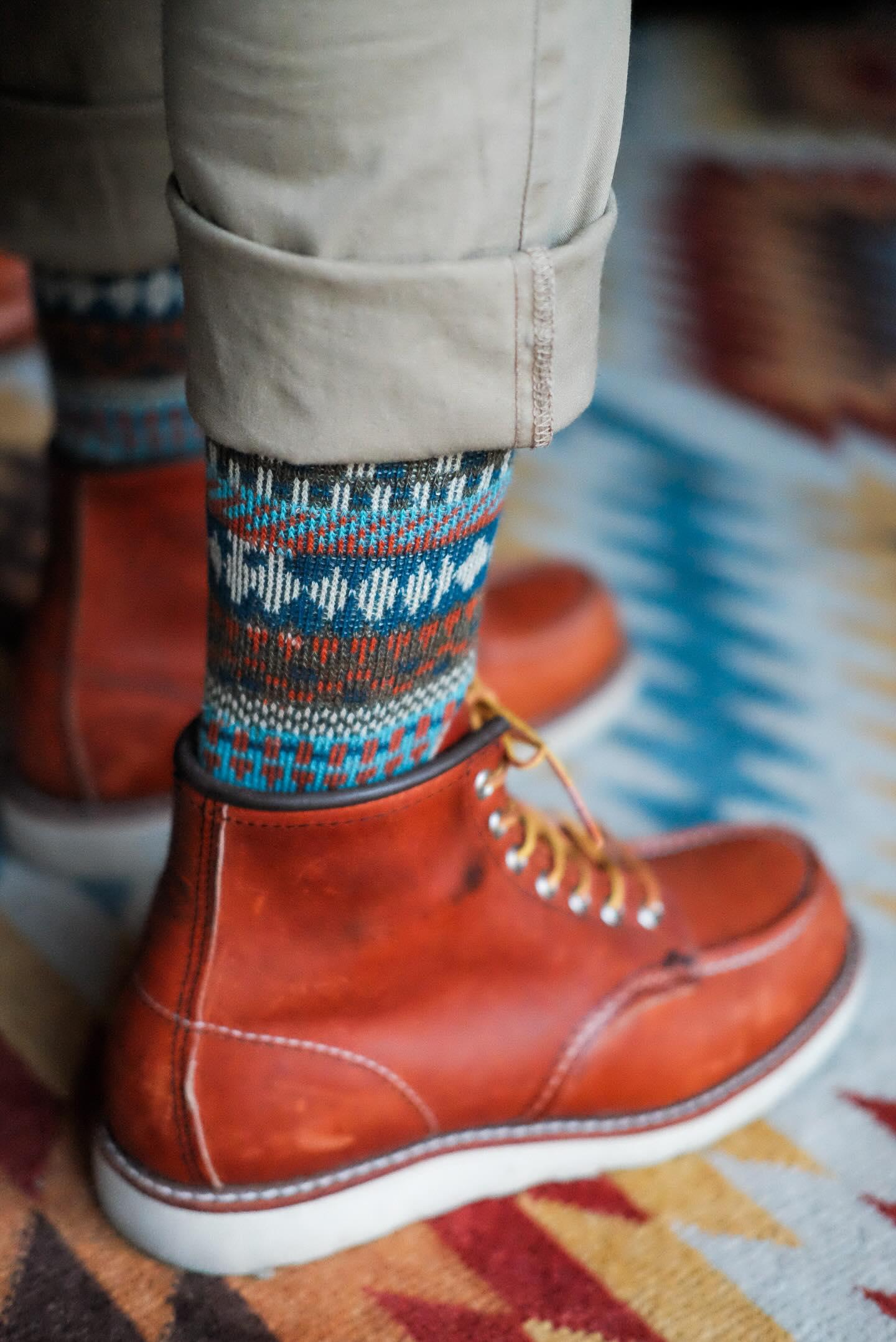 Kizune green socks with Redwings