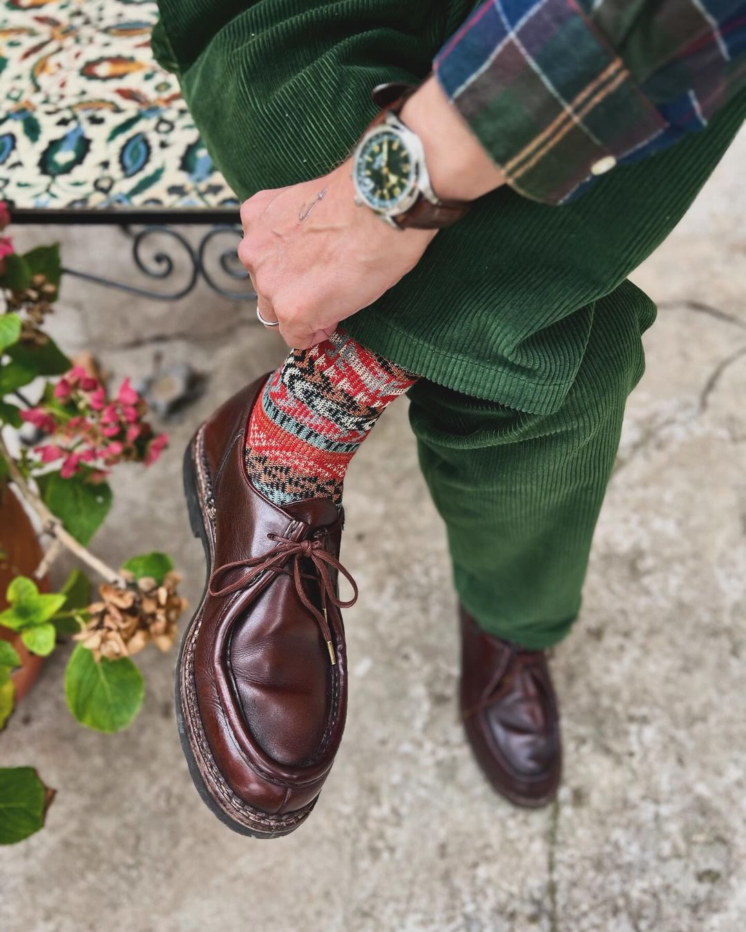 Roku black tribal socks with paraboot shoes Comfysocks