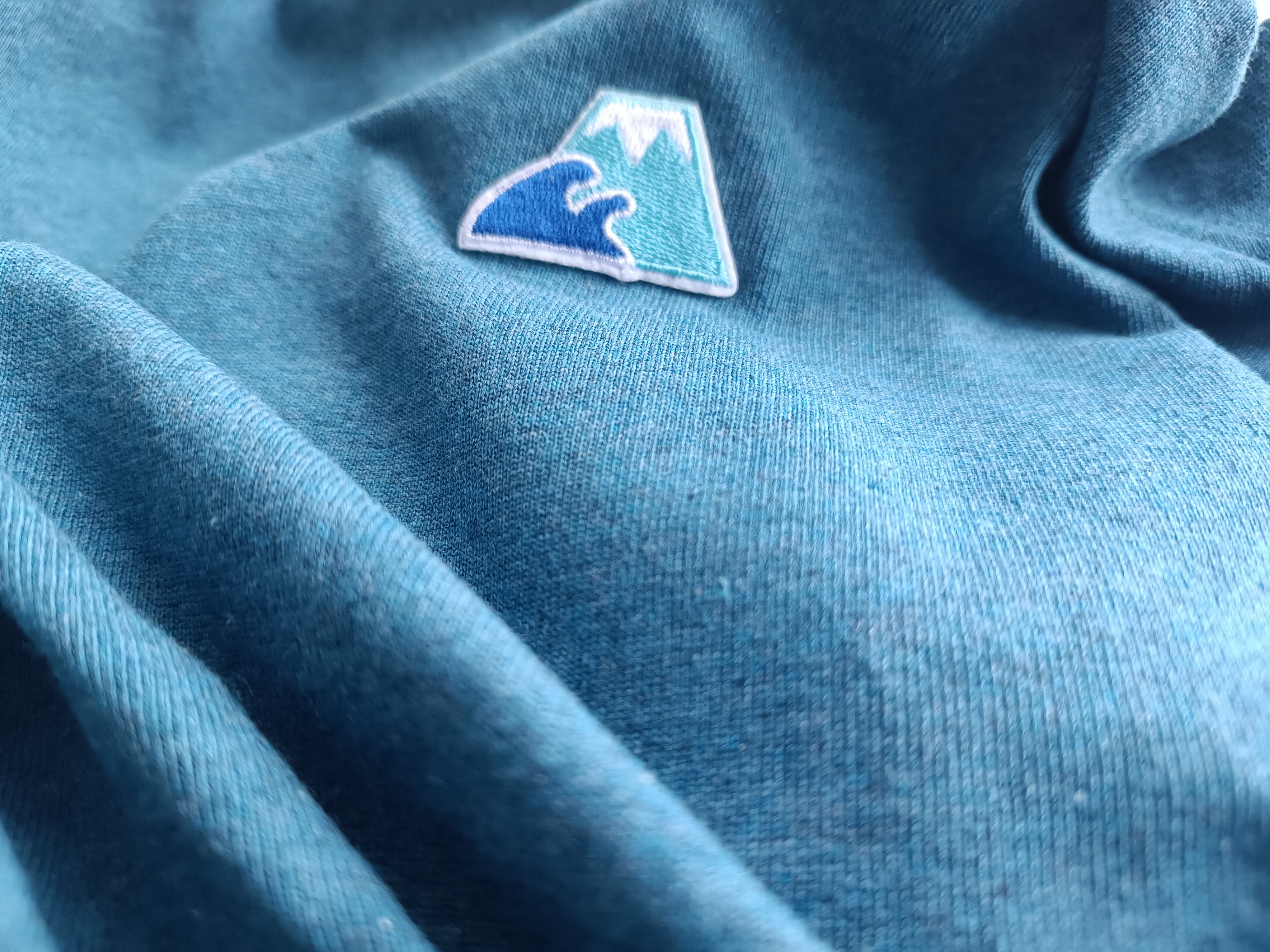 Mt Fui wave indigo shirt