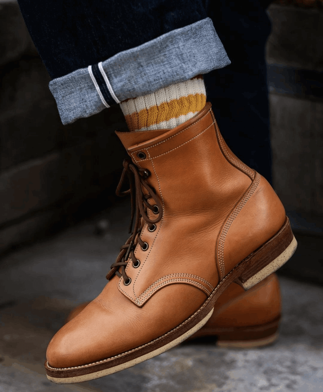 Old school sporty striped white socks - Red
