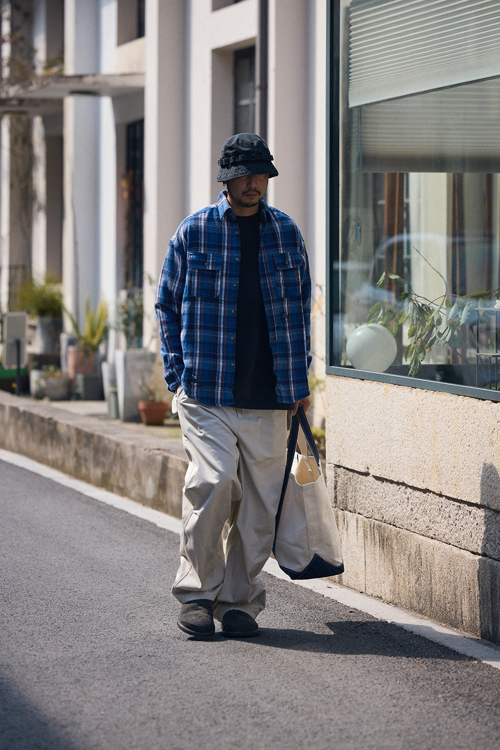 Lars - Distressed Classic Check Shirt – Your New Favorite Shirt