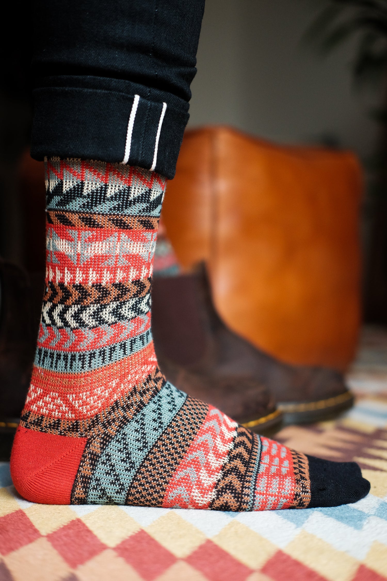 roku black socks comfysocks