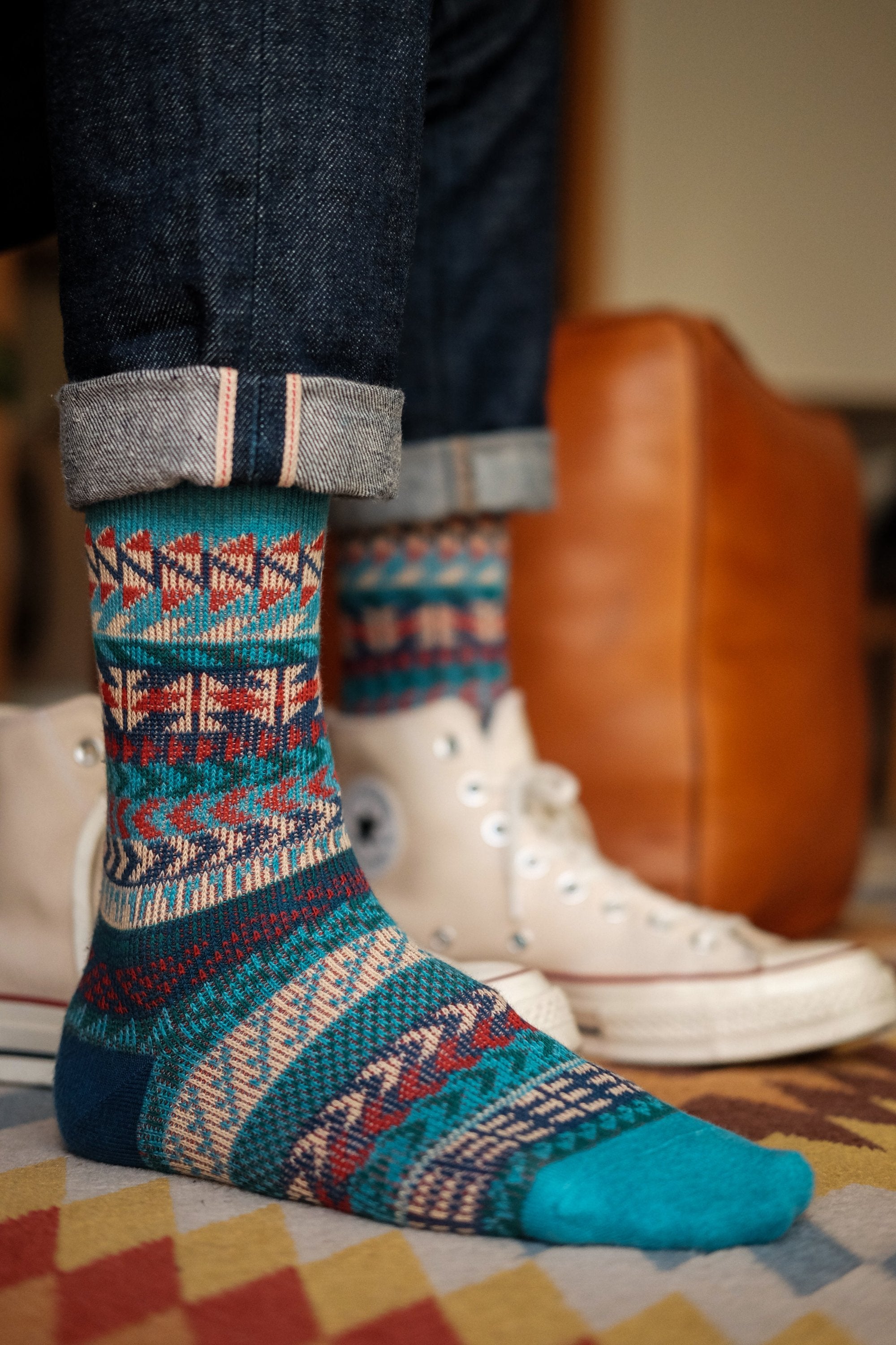 roku sky blue socks with converse white Comfysocks