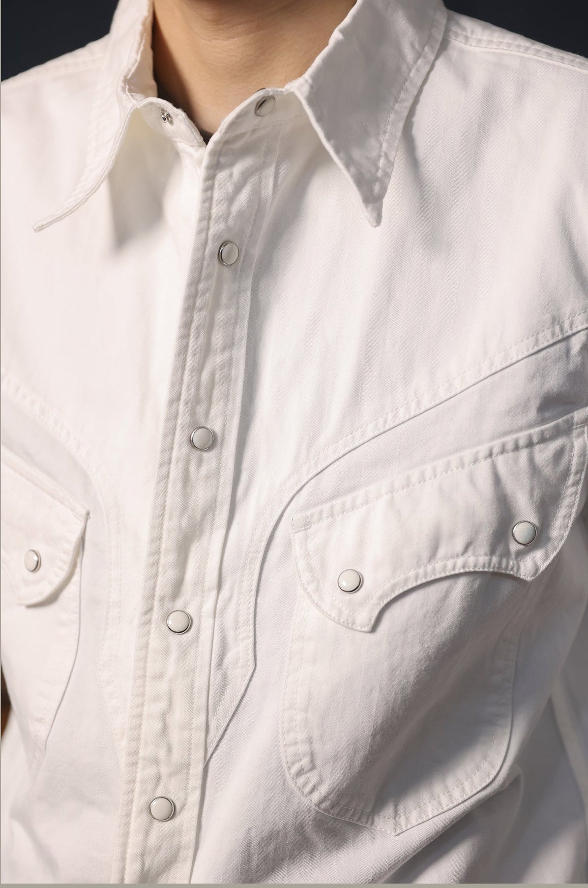 Western Denim Snap Shirt – Classic Cowboy Style in Denim & White