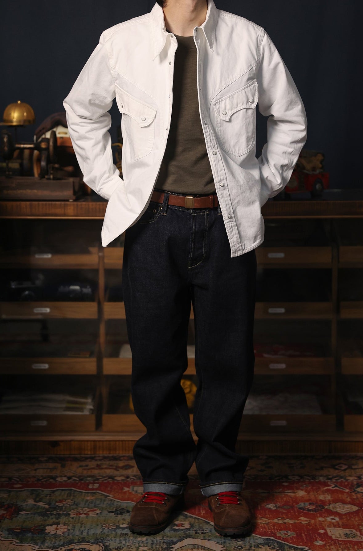 Western Denim Snap Shirt – Classic Cowboy Style in Denim & White