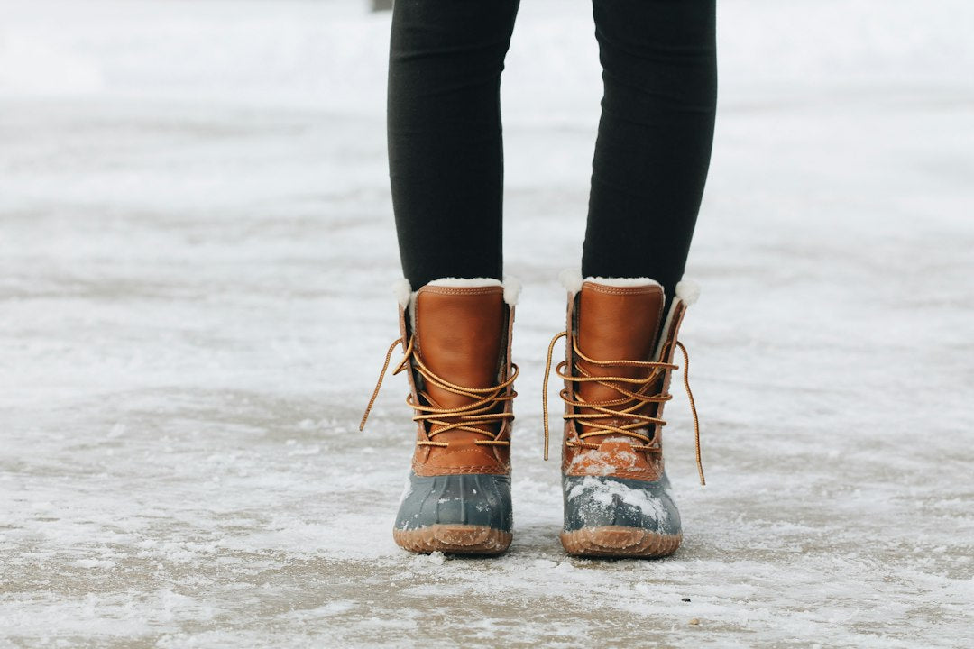 Keep Your Feet Warm and Dry in Winter Boots: Essential Tips