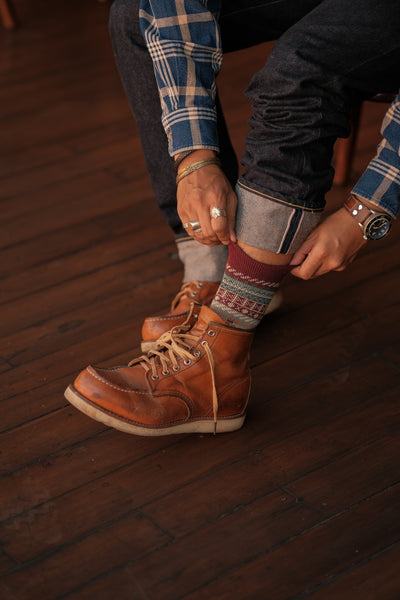 Carousel brown socks with Red Wings Comfysocks