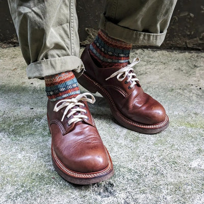 Carousel brown socks with brown shoes Comfysocks