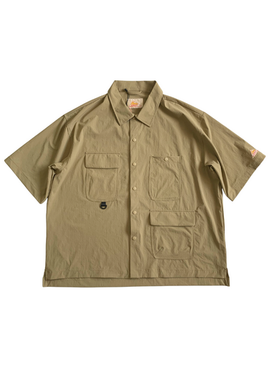 KELTY Multi-Pocket Short Sleeve Shirt (Beige)