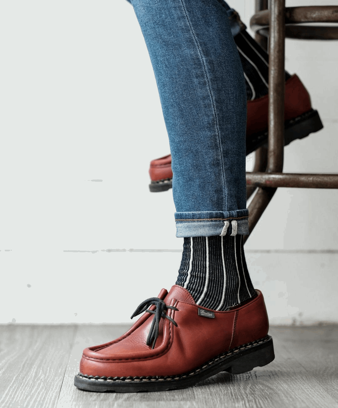 vertical navy and red socks