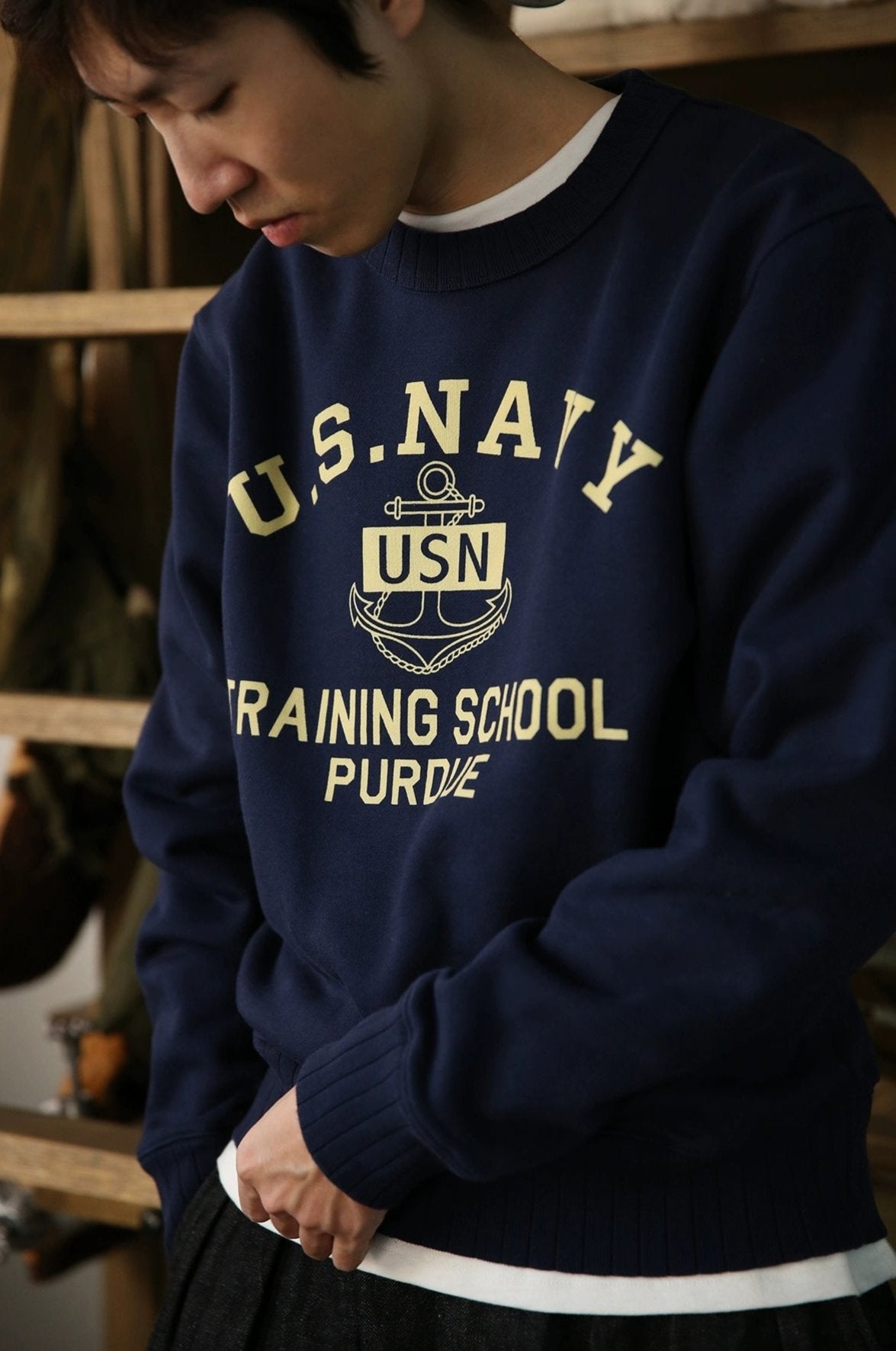 U.S. NAVY Training School Purdue Vintage Crewneck Sweatshirt navy Comfysocks