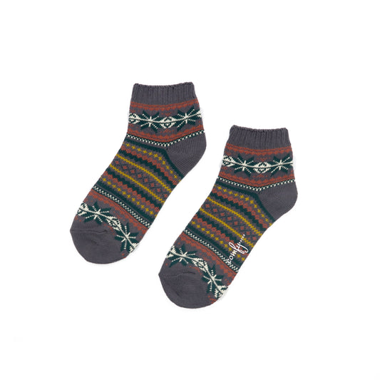Nordic pattern grey color ankle low sock