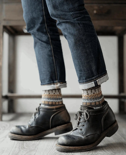 Beige color pattner socks