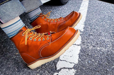 jolly beige crew sock with classic 875 redwing boots