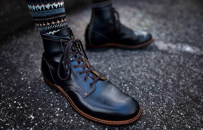 kuki black socks with redwings