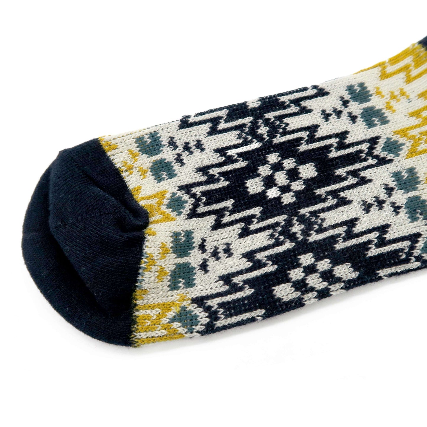 Maze pattern black and yellow color low sock