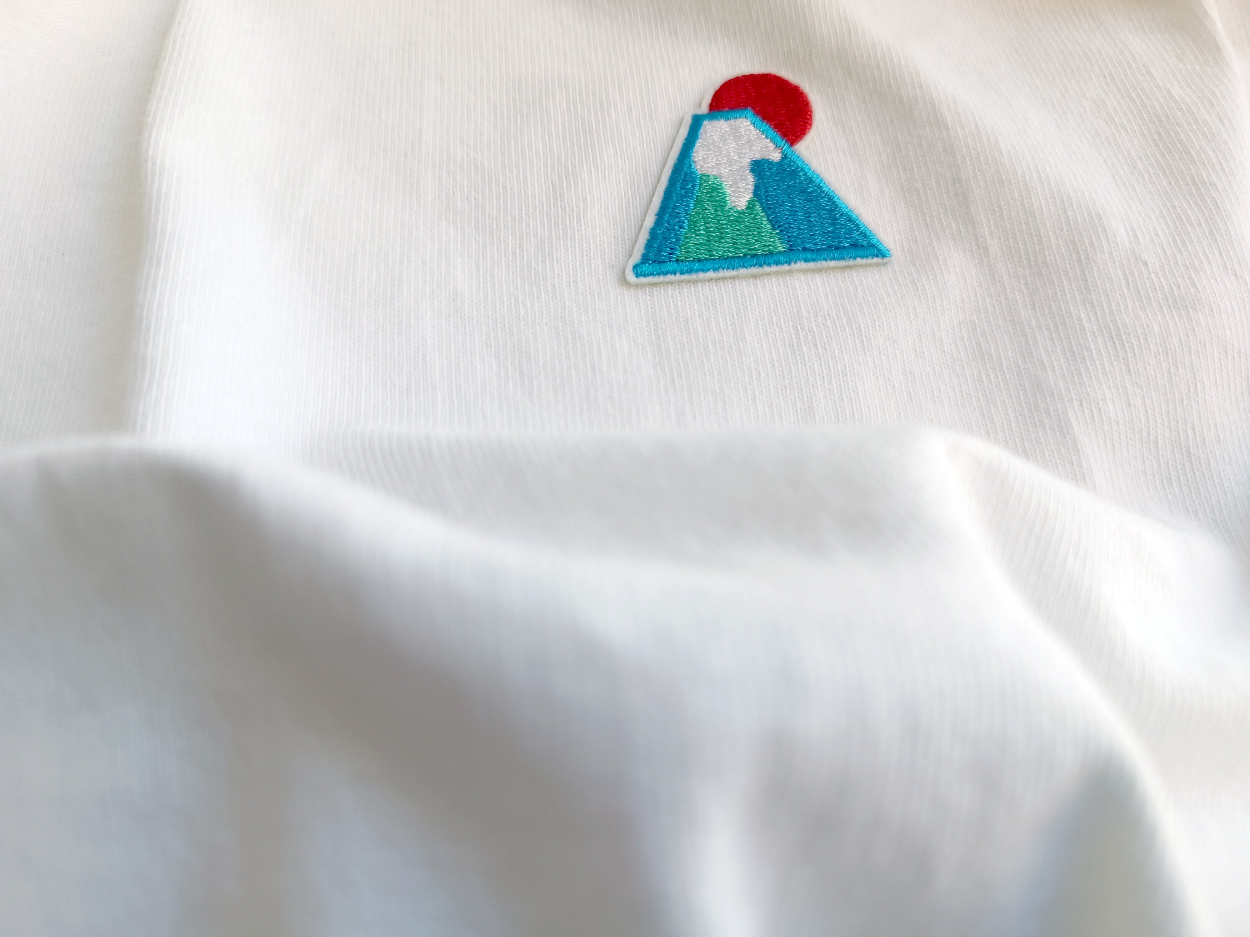 Mt Fuji Embroidery Unisex Crew T shirt Comfysocks