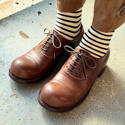 Thin Stripe black and white sock