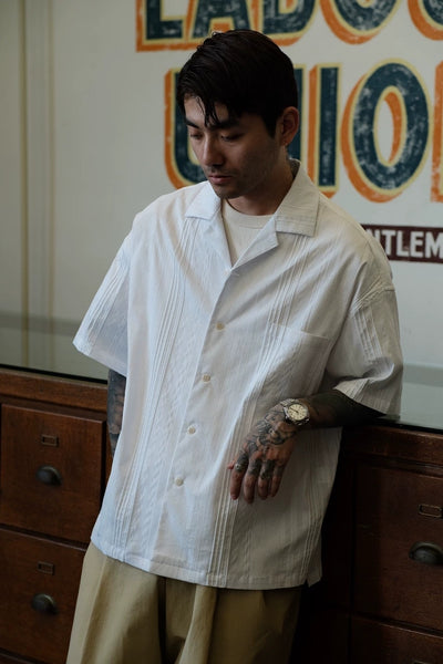Cuban Jacquard White Shirt Comfysocks