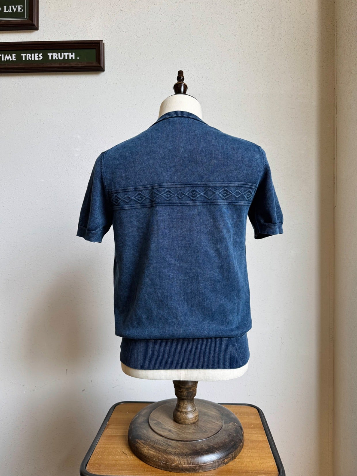 Heike – Vintage Wash Embroidered Henley