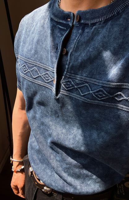 Heike – Vintage Wash Embroidered Henley