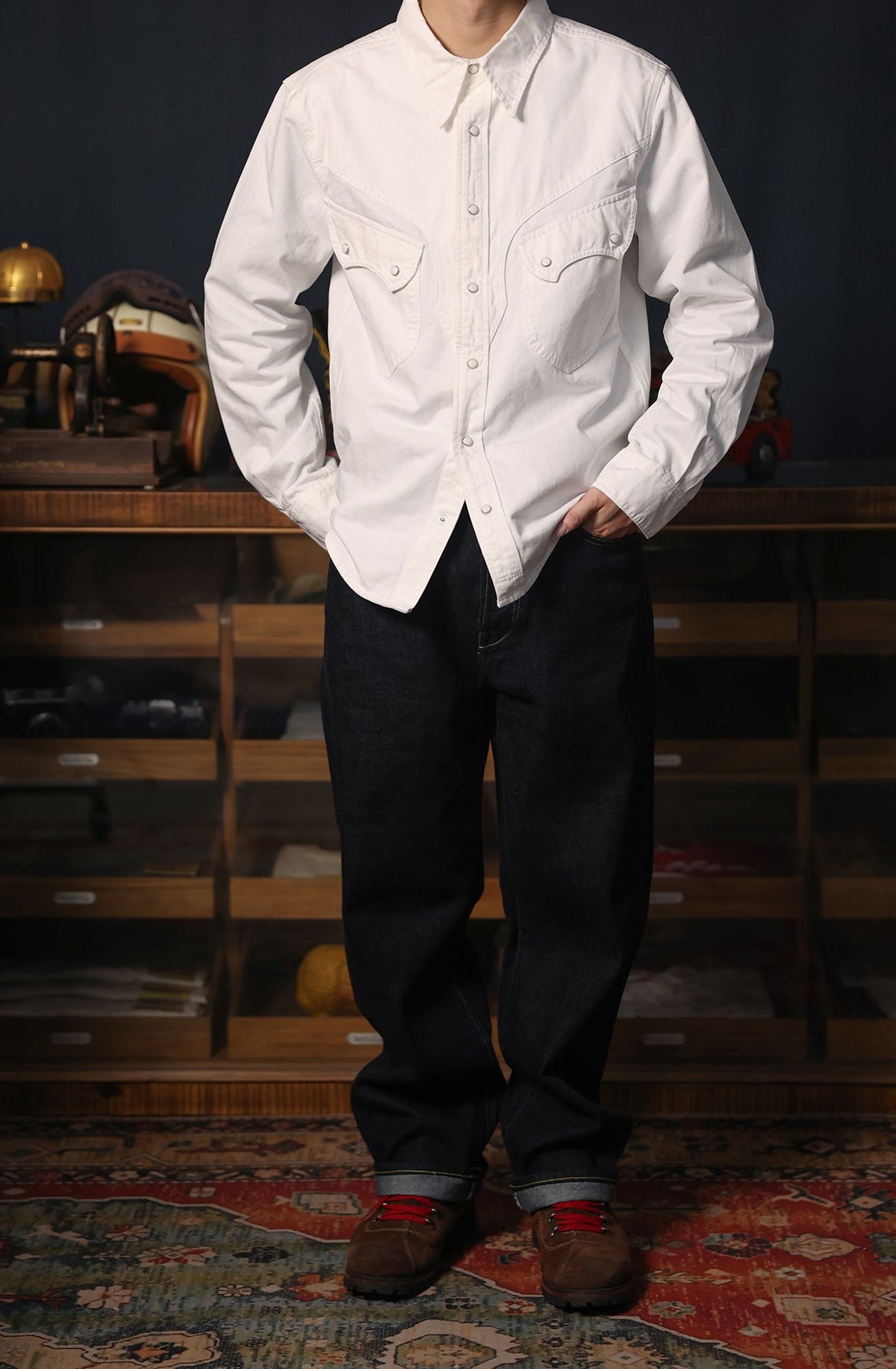 Western Denim Snap Shirt – Classic Cowboy Style in Denim & White