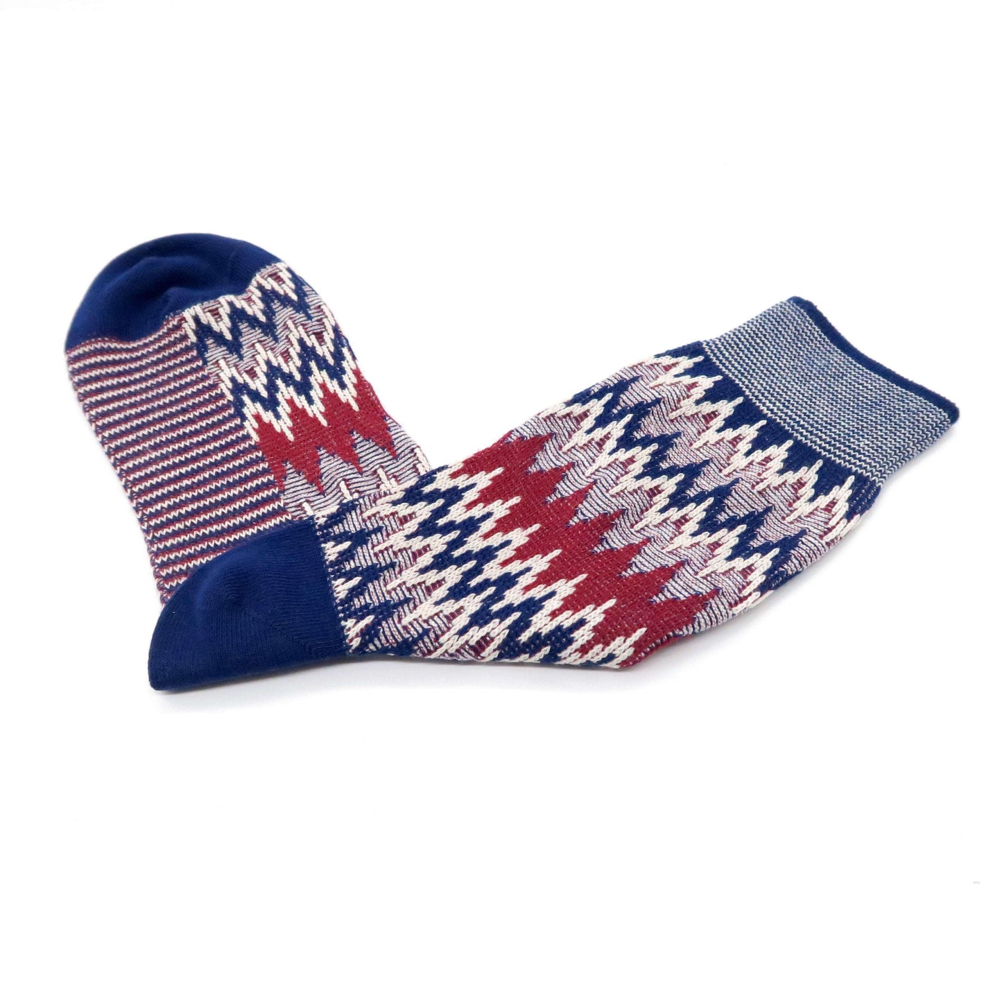 funky zig zag socks with navy and red color