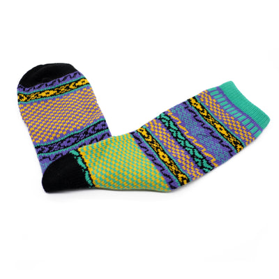 aoi tribal pattern green sock